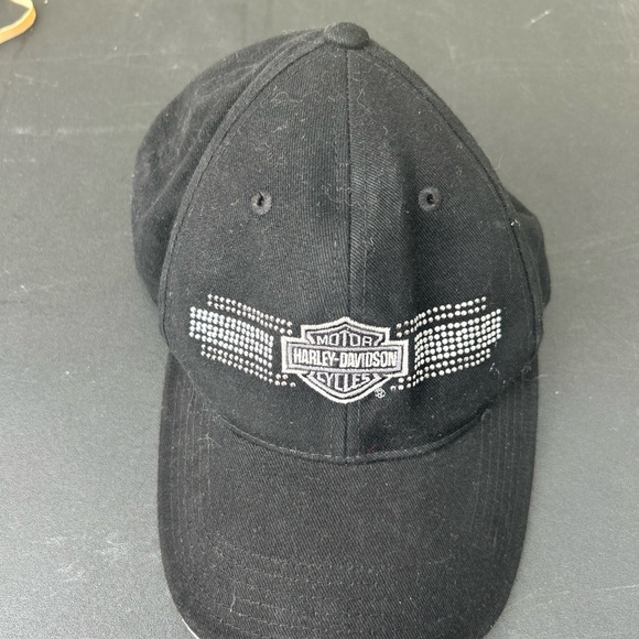 Harley-Davidson Black Cap with Logo - Picture 1 of 3